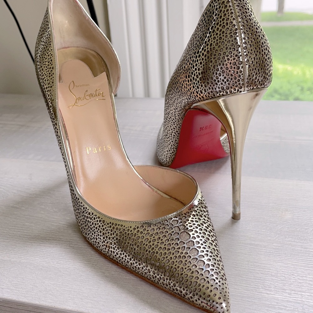 Christian louboutin galupump